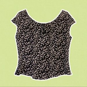 Sweet Ditsy Floral Y2K Express Top